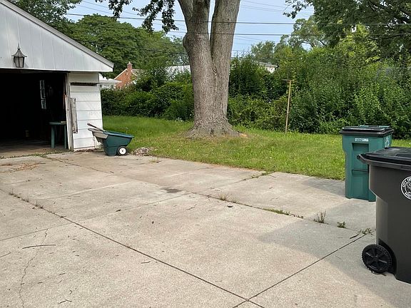 2nd image of 24701 Gardner Ave