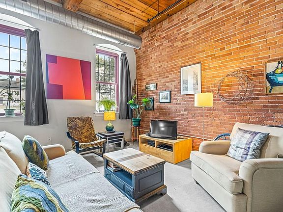 5th image of 37 Millyard Unit 203
