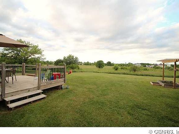 5th image of 5758 Oatfield Dr