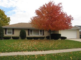 910 Read St, Lockport, IL 60441