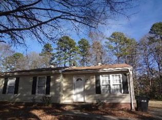 403 Stirrup Ct, Charlotte, NC 28215