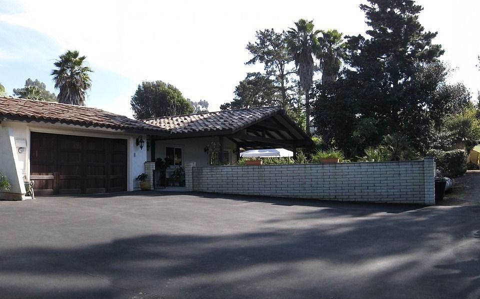 2nd image of 3468 Hollyberry Trl