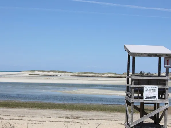 24 W Woods Vlg #24, Yarmouth Pt, MA 02675