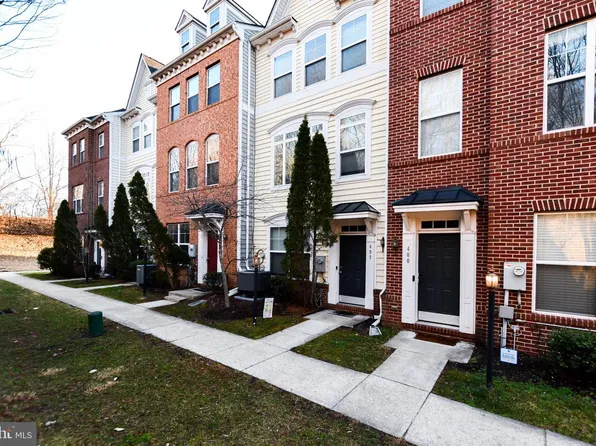 404 Ava Way NE, Washington, DC 20017