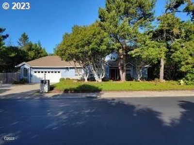 95 Shelter Cove Way, Florence, OR, 97439