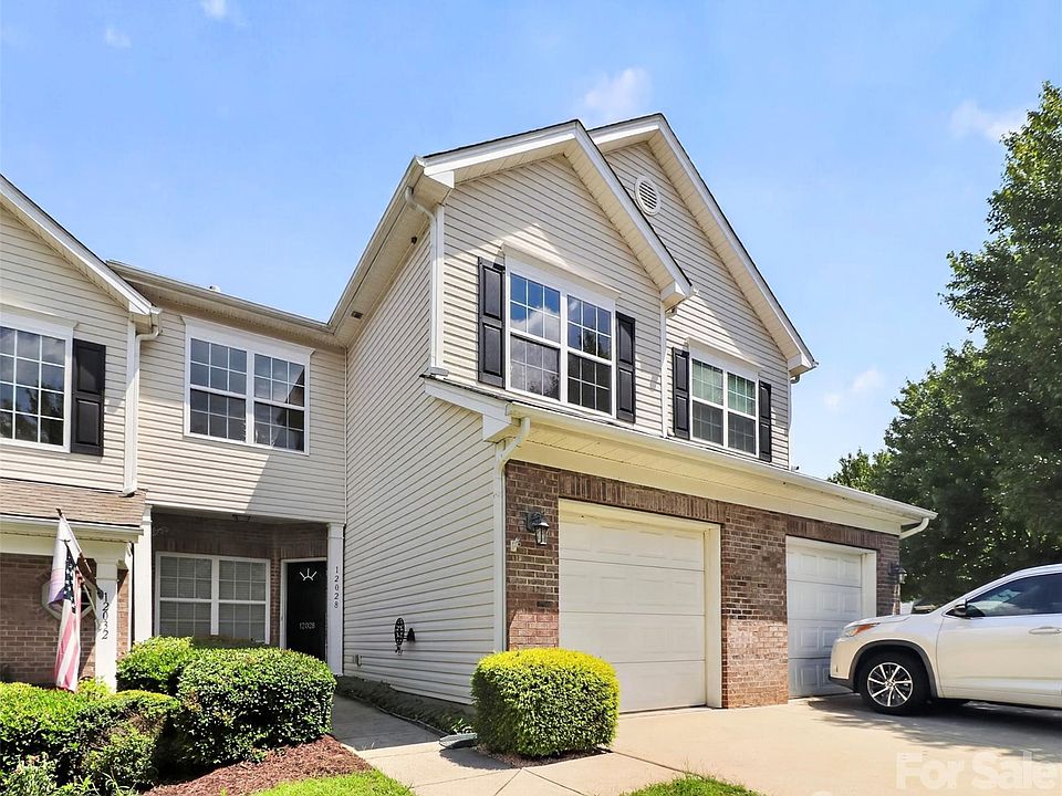 1st image of 12028 Stratfield Place Cir