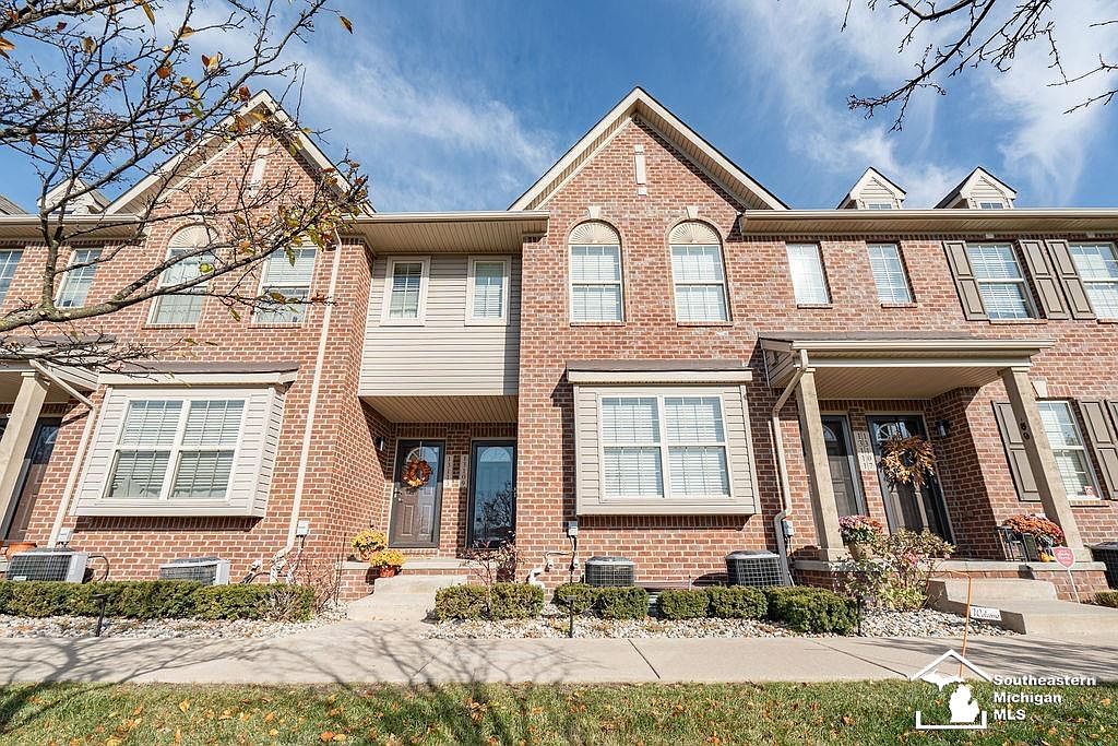 13109 Woodridge Cir #9, Plymouth, MI 48170 | Zillow