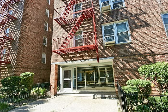 1st image of 3325 90th St #3L