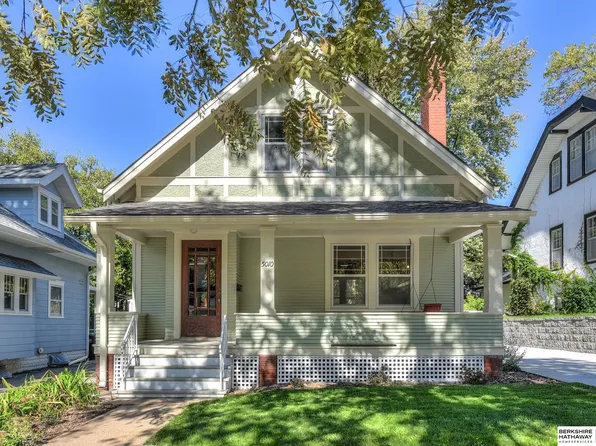 5010 Burt St, Omaha, NE 68132