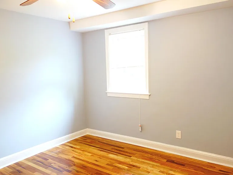 8210 Greenwood Ave — Photo 36