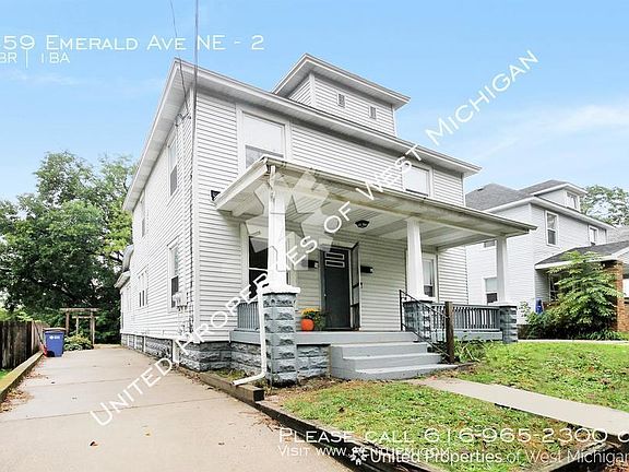 4th image of 459 Emerald Ave NE #2