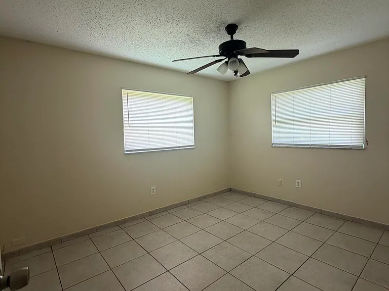 4161 Sherri Ct — Photo 8