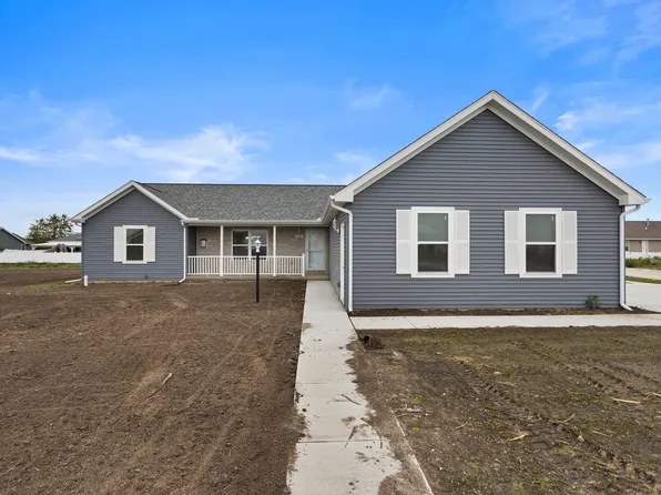 510 Jerin Dr, Fisher, IL 61843