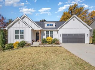 212 Larch Ct, Taylors, SC 29687