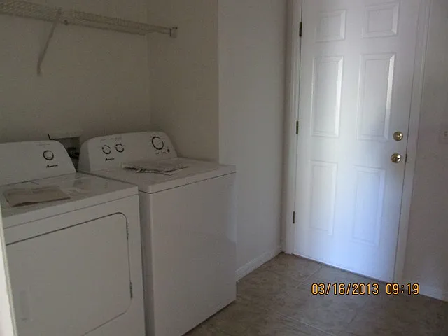 17515 Sandgate Ct — Photo 12