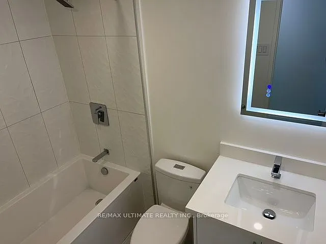 55 Centre Ave #702 — Photo 10