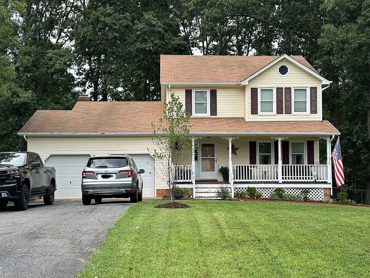 3 bed, 2.5 bath, 1635 sqft, $2,600 — Photo 2