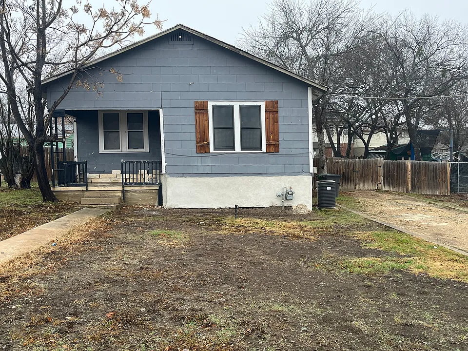 4711 Erin Blvd