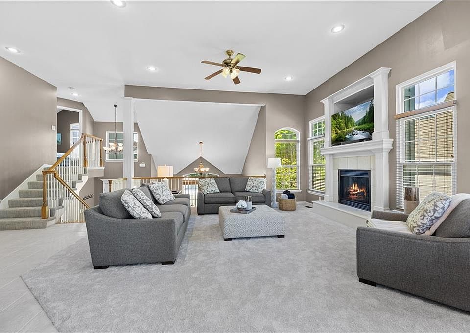 10137 Theden Cir, Lenexa, KS 66220 | Zillow