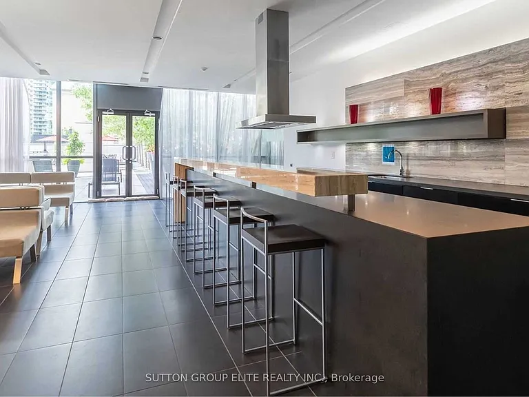 110 Charles St E #2410 — Photo 23
