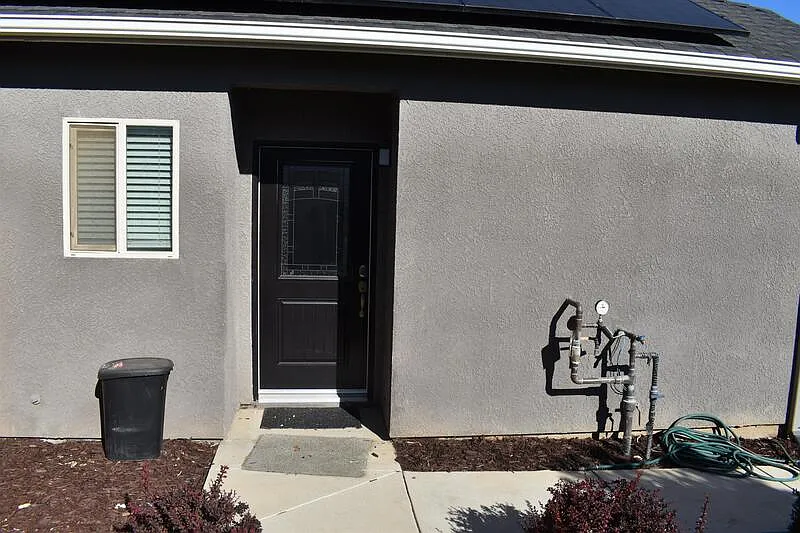 Building Photo - 3785 De Soto Way #1