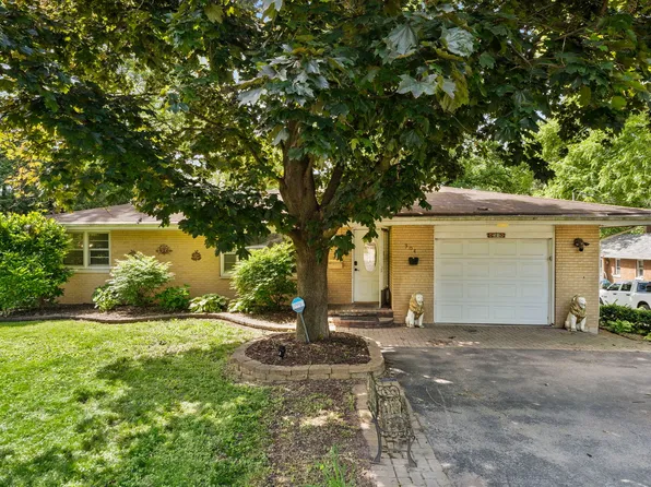 304 Mills Rd, Joliet, IL 60433