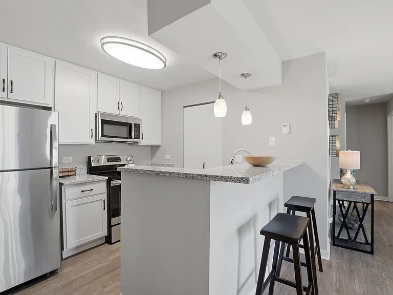 Forest Pointe Apartments — Photo 8