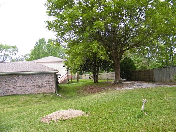4th image of 1588 Dolphin Ct