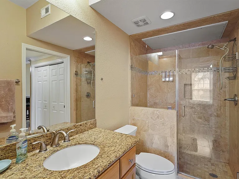 7000 Seawall Blvd #911 — Photo 11