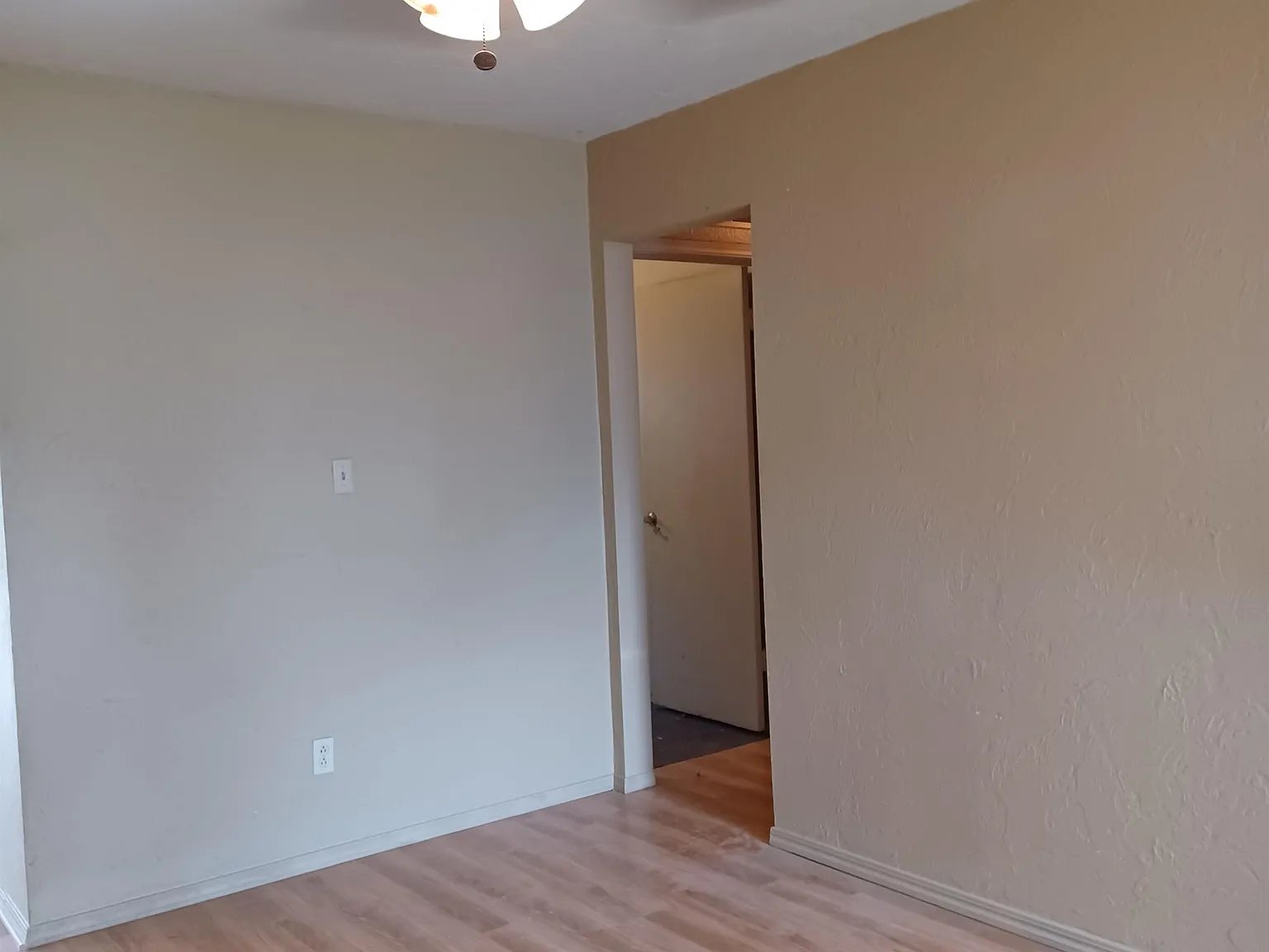 2713 Southwest 65th Street - 1 — Photo 3
