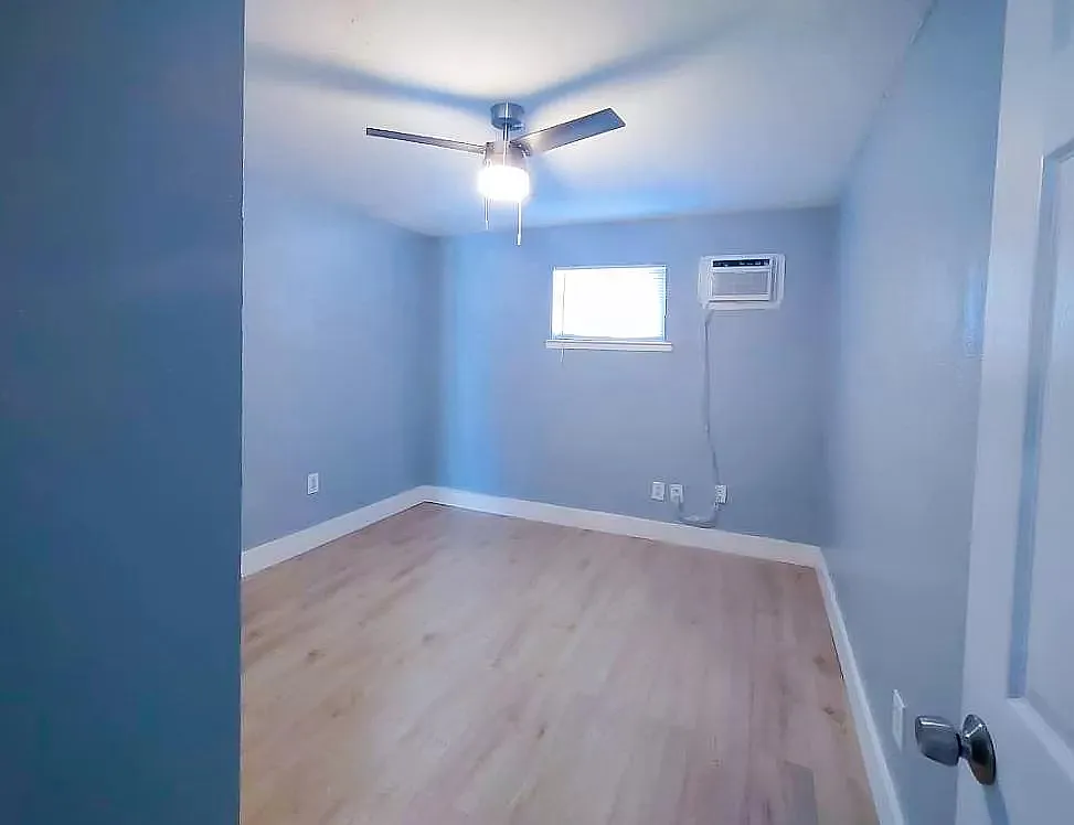 2 bed, 525 sqft, $700 — Photo 3