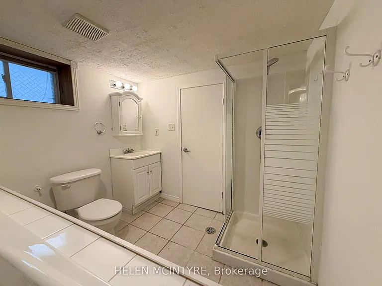 34 Dunning Cres — Photo 22