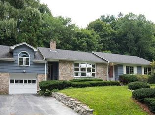 130 Newton Ave N, Worcester, MA 01609