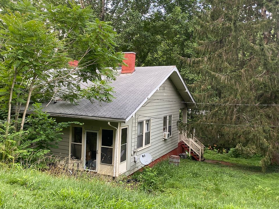 exterior from driveway