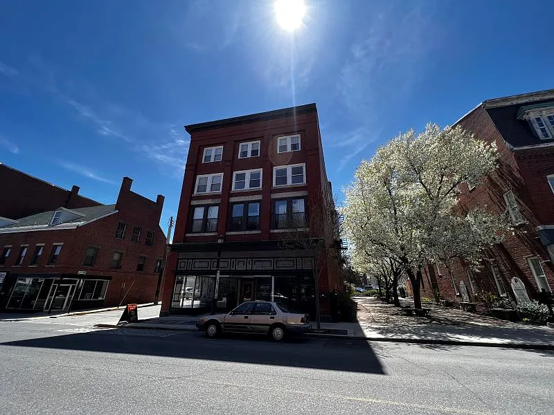 145 Main St