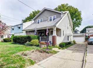 1047 Oakland Ave, Akron, OH