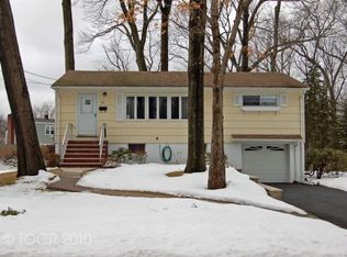 83 Refy Ave, Ramsey, NJ 07446