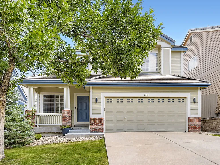 3712 Castle Peak Ave — Photo 2