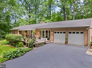 5003 Gunpowder Rd, Fairfax, VA 22030