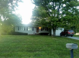 2324 Terrace Rd, Grayville, IL 62844