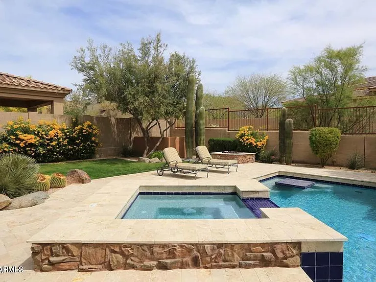 10121 E Ridgerunner Dr — Photo 44