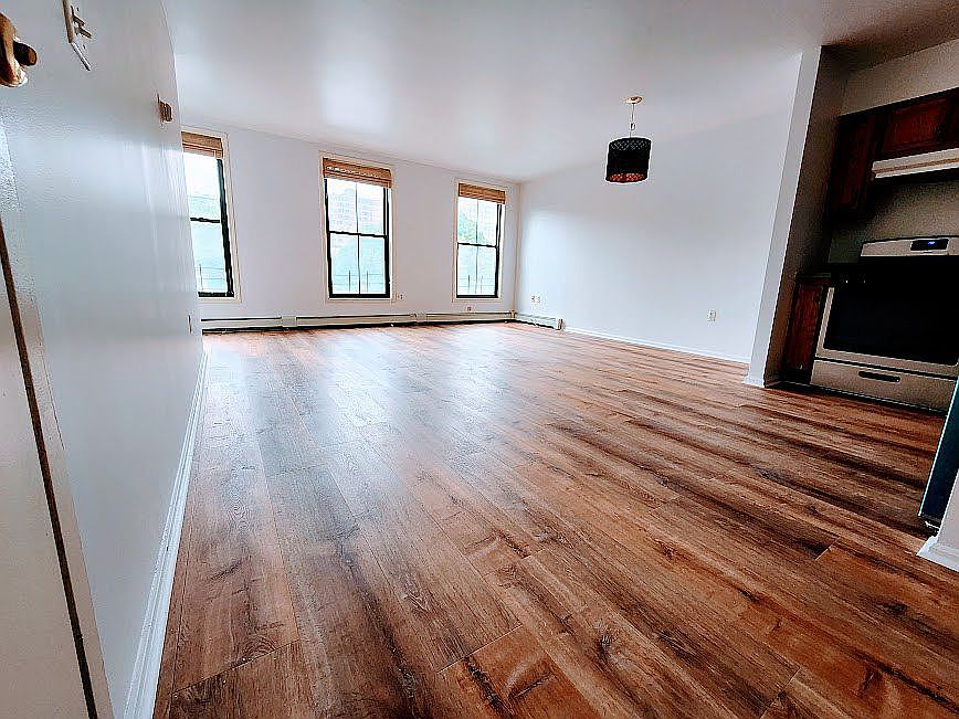 1st image of 180 S Oxford St #2