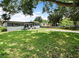 9697 Crestview St, Seminole, FL 33772