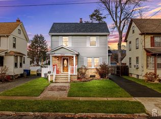 210 2nd St, Dunellen, NJ 08812