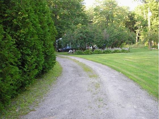2nd image of 204 Libby Hill Rd