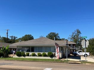 503 N College St, Booneville, MS 38829