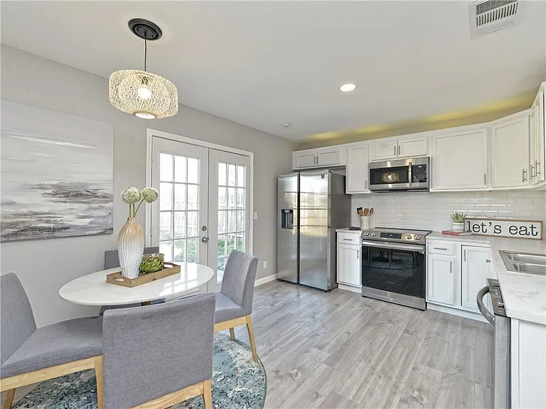 16800 Hamilton Point Cir — Photo 5