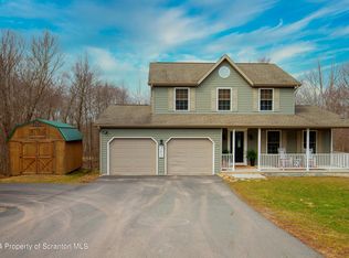 183 Murnin Rd, Lake Ariel, PA 18436