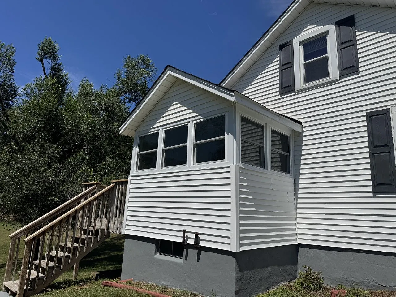 2 bed, 1176 sqft, $1,500 — Photo 3