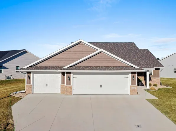 837 Sharon Ln, Pulaski, WI 54162
